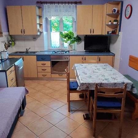 Apartman Jadranka Veli Lošinj Zewnętrze zdjęcie