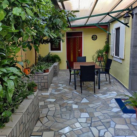 Apartman Jadranka Veli Lošinj Zewnętrze zdjęcie